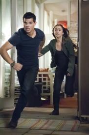 Taylor Lautner and Lily Collins in Abduction
