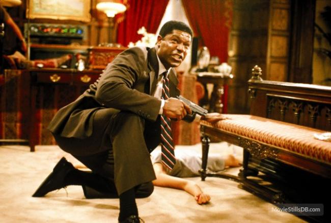 Dennis Haysbert in Absolute Power.