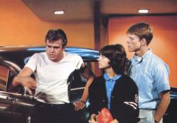 Paul La Mat, Cindy Williams and Ron Howard in American Graffiti Paul La Mat, Cindy Williams and Ron Howard in American Graffiti