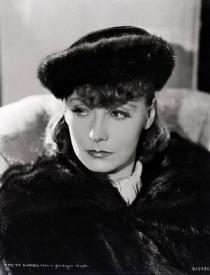 Greta Garbo IS Anna Karenina!