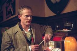 Paul Bettany in A Beautiful Mind. Paul Bettany in A Beautiful Mind.