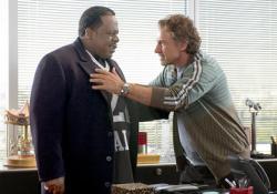 Cedric the Entertainer and Harvey Keitel in Be Cool.