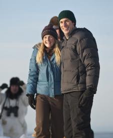 Drew Barrymore and John Krasinski in Big Miracle