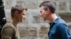 Jeremy Renner and Ed Norton in The Bourne legacy