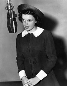 Judy Garland sings to Dear Mr. Gable.