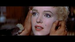 Marilyn demonstrates why the close-up was invented. Marilyn demonstrates why the close-up was invented.