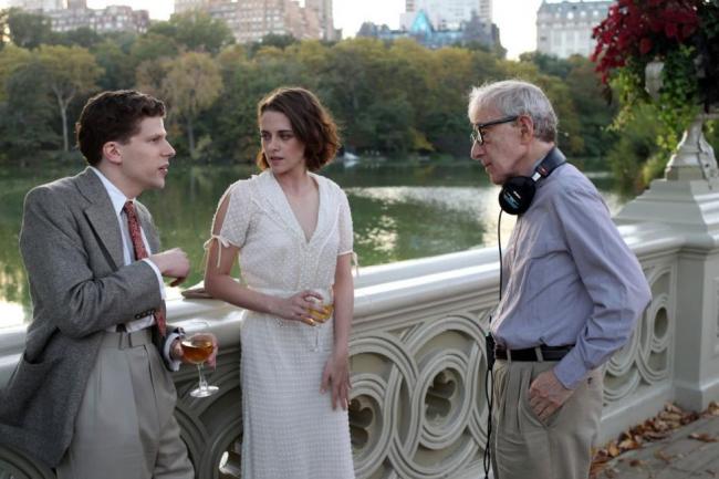 Woody Allen directs Jesse Eisenberg and Kristen Stewart in Central Park for a scene in Café Society.