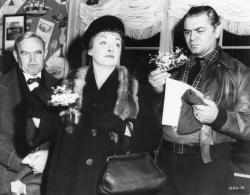 Barry Fitzgerald, Bette Davis and Ernest Borgnine in The Catered Affair. Barry Fitzgerald, Bette Davis and Ernest Borgnine in The Catered Affair.
