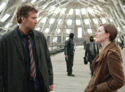 Clive Owen and Julianne Moore in Children of Men.