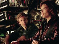 Aaron Eckhart and Hilary Swank in The Core.