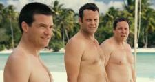 Jason Bateman, Vince Vaughn and Jon Favreau in the buff in Couple Retreat