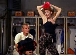 Tab Hunter and Gwen Verdon in Damn Yankees.