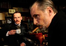 Michael Fassbender as Carl Jung and Viggo Mortensen as Sigmund Freud in A Dangerous Method.