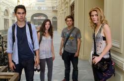 Max Minghella, Olivia Thirlby, Emile Hirsch and Rachael Tyler in The Darkest Hour