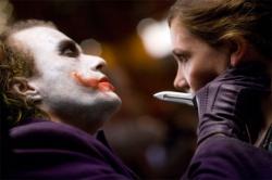 Heath Ledger and Maggie Gyllenhaal in Dark Knight.