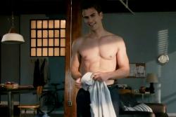 Theo James shows off his talent in Divergent.