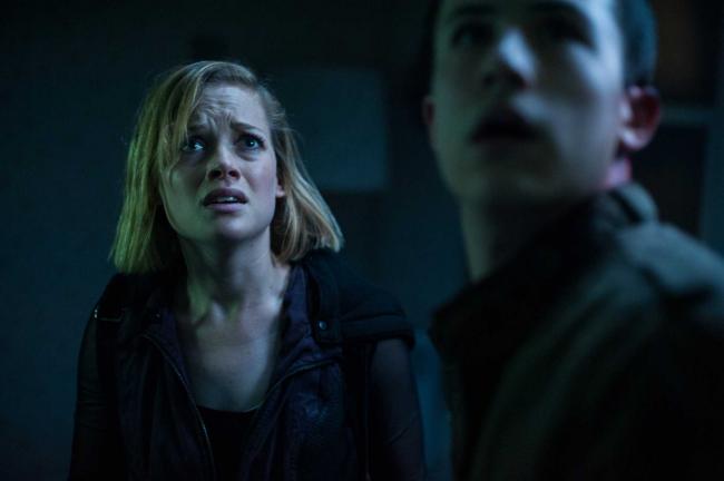 Jane Levy and Dylan Minnette in Don't Breathe.