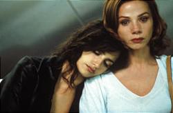 Penelope Cruz and Victoria Abril in Don't Tempt Me.