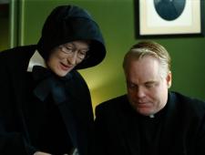 Streep and Hoffman square off