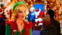 Zooey Deschanel in Elf. Zooey Deschanel in Elf.