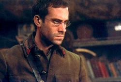 Joseph Fiennes in Enemy at the Gates.