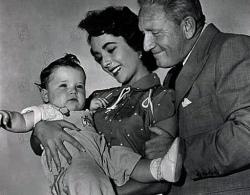 Elizabeth Taylor and Spencer Tracy in Father's Little Dividend