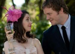 Alison Brie and Chris Pratt in The Five-Year Engagement