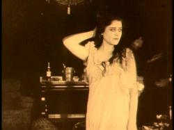 Theda Bara in A Fool There Was.