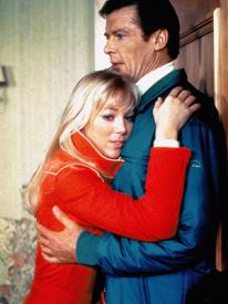 Lynn-Holly Johnson and Roger Moore in For Your Eyes Only.