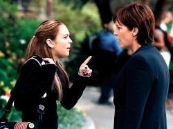  Lindsay Lohan and Jamie Lee Curtis in Freaky Friday.