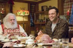 Paul Giamatti and Vince Vaughn in Fred Claus.