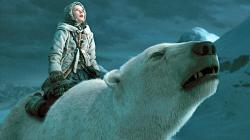 Dakota Blue Richards and a CGI polar bear in The Golden Compass.