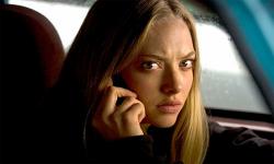 Amanda Seyfried trying to act in Gone Amanda Seyfried trying to act in Gone