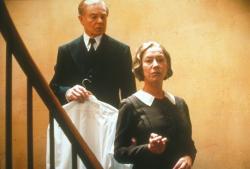 Derek Jacobi and Helen Mirren in Gosford Park.