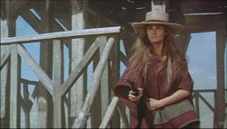 Raquel Welch in Hannie Caulder.