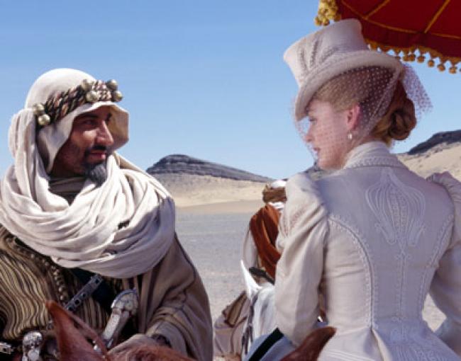 Adoni Maropis and Louise Lombard in Hidalgo.