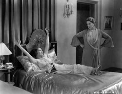 Gloria Swanson and Maude Eburne in Indiscreet