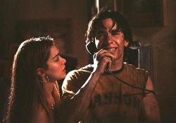 Gina Philips and Justin Long in Jeepers Creepers.