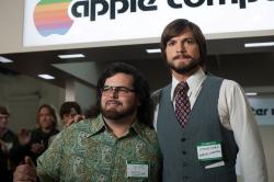 Josh Gad and Ashton Kutcher in Jobs
