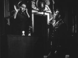 Judy Garland gets sworn in my William Shatner in Judgment at Nuremberg. Judy Garland gets sworn in my William Shatner in Judgment at Nuremberg.