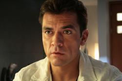 Jorge Salinas in Labios rojos