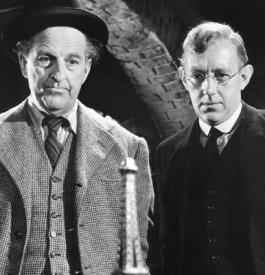 Stanley Holloway and Alec Guinness in The Lavender Hill Mob.