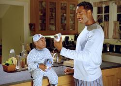 Marlon and Shawn Wayans in Little Man. Marlon and Shawn Wayans in Little Man.