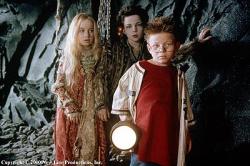 Anna Popplewell, Rollo Weeks and Jonathan Lipnicki in The Little Vampire