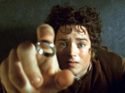 Elijah Wood in Lord of the Rings: The Fellowship of the Ring.