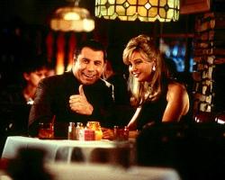 John Travolta and Lisa Kudrow in Lucky Numbers.