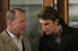 Bruce Willis and Josh Hartnett in Lucky Number Slevin.