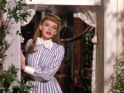 Judy Garland in Meet Me in St. Louis. Judy Garland in Meet Me in St. Louis.