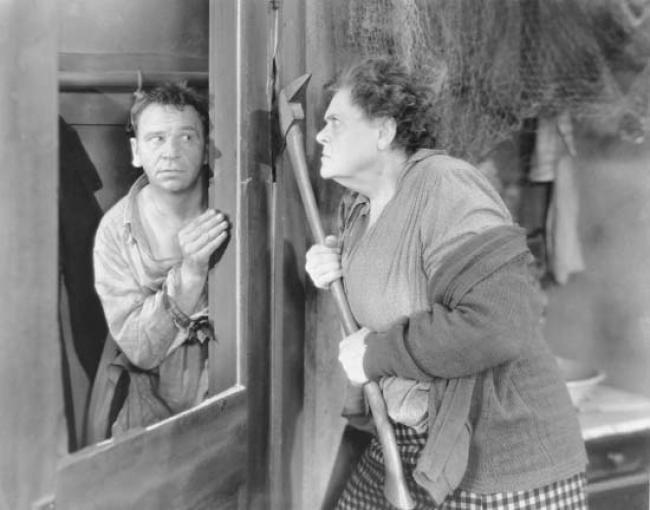 Wallace Beery and Marie Dressler in Min and Bill. Wallace Beery and Marie Dressler in Min and Bill.