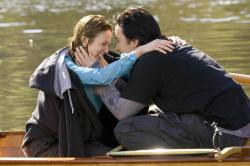 Diane Lane and John Cusack in Must Love Dogs.